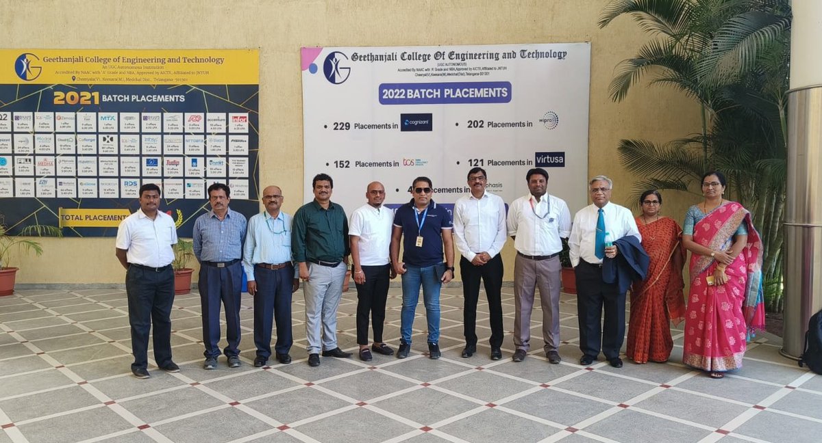 spkaradi's tweet image. Glad to get an invite from @geethanjalites to elevate discussion on #InfosysSpringBoard an #Educational &amp;amp; #Training platform Thanks @NivasPCS for showcasing @Infosys prestigious efforts on emphasizing the #DigitalIndia learning on emerging #technologies @GoI_MeitY @vamshishetty