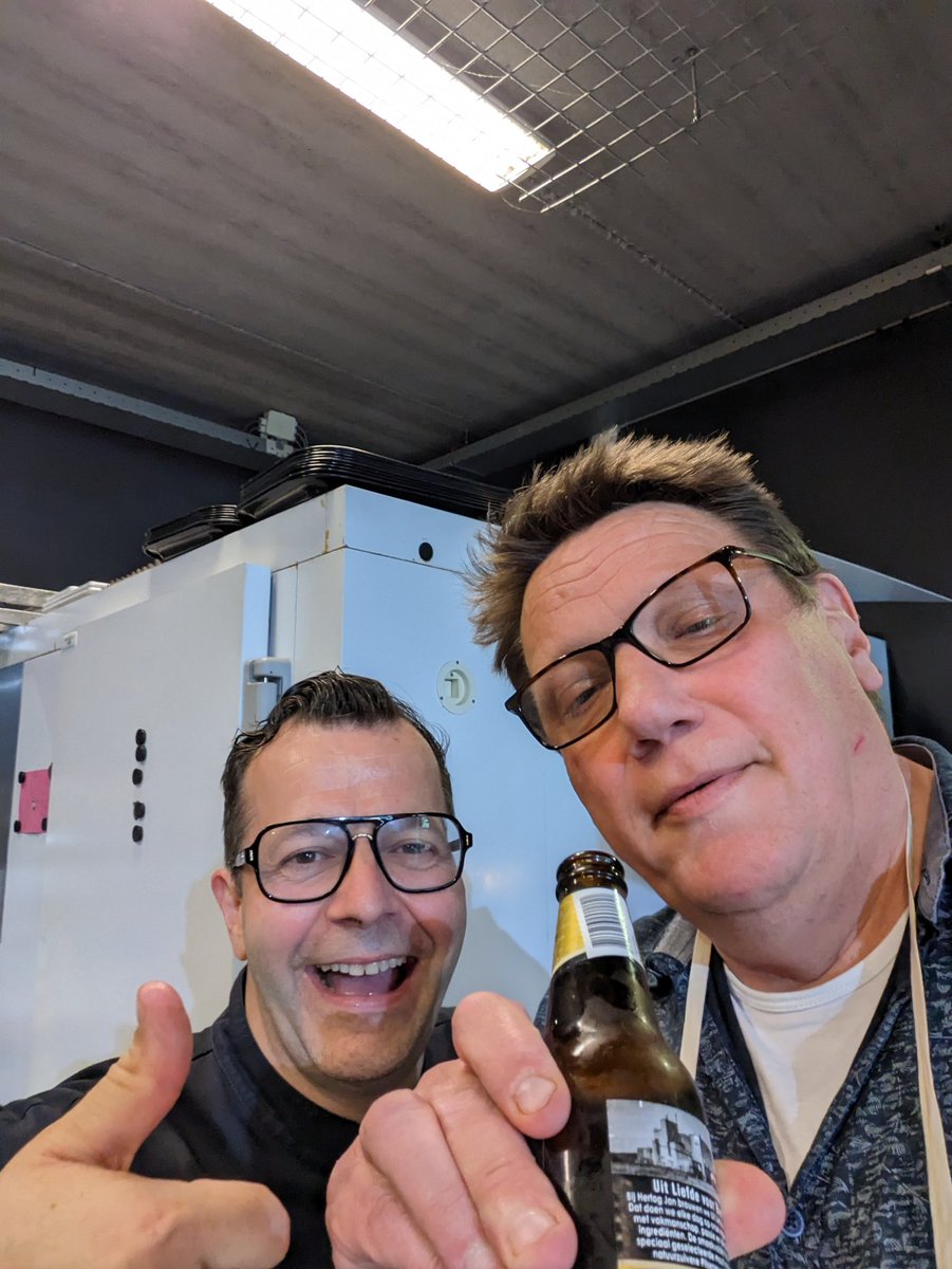 Teamdag bij <a href="/DennisCooking/">Dennis Cooking Place</a>