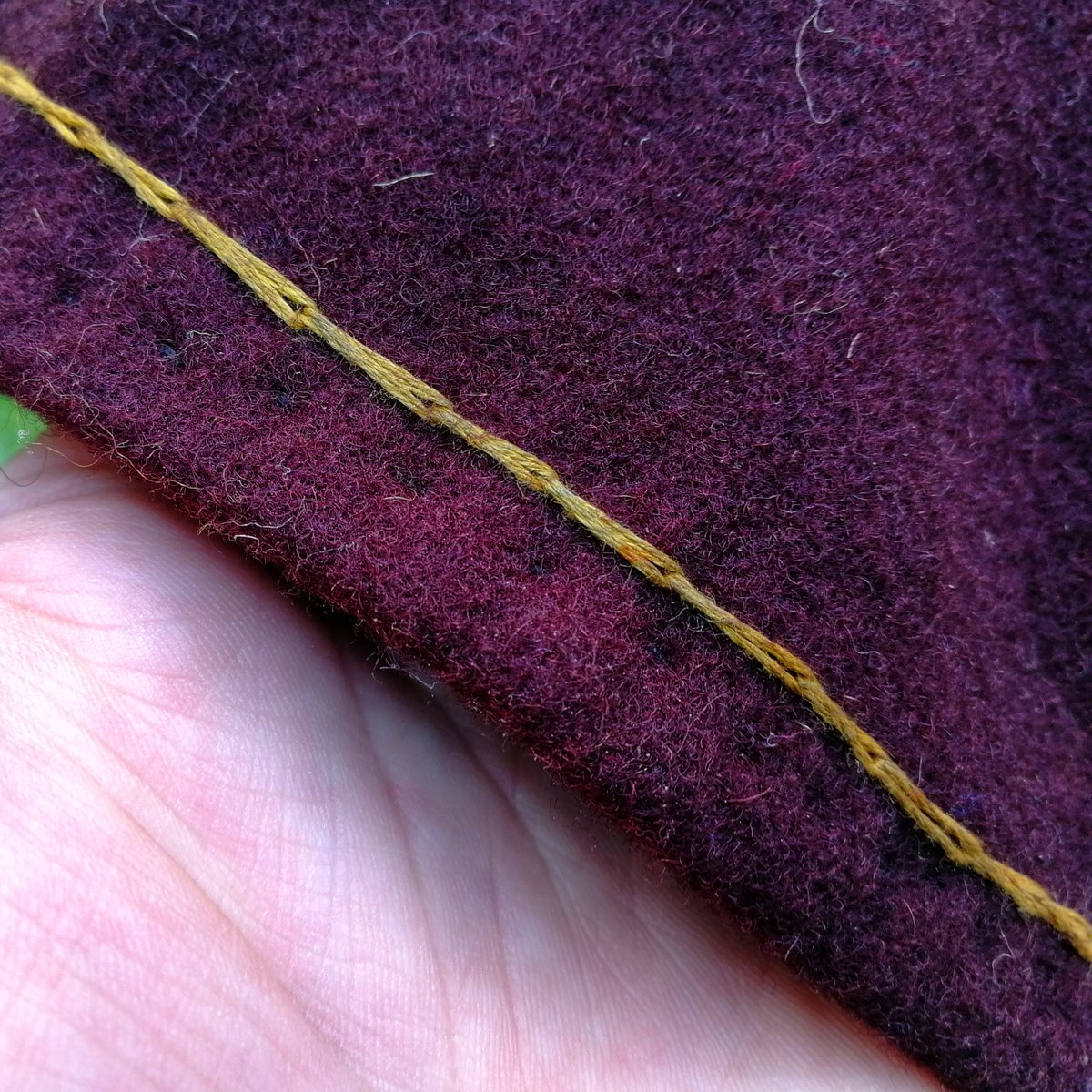 HistoricEchoes's tweet photo. I'm sadly not very skilled with a needle, but I have flirted with a bit of #Embroidery (because it really can bring an outfit to life or add a touch of class to something otherwise ordinary), so for #MedievalMay here are some (both) of my attempts! https://t.co/FoIdAkX09A