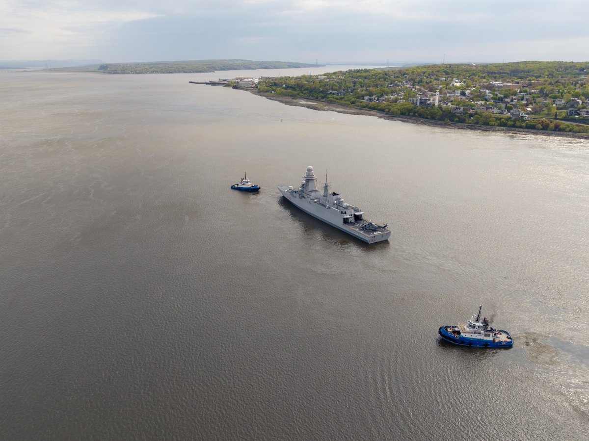 📸 Travailler chez <a href="/Groupe_Ocean/">Groupe Océan | Ocean Group</a>  c'est aussi avoir la chance d'immortaliser des points de vues et des opérations incroyables 😁

Comme ici, avec le départ de la frégate italienne Virginio Fasan, avec l'OCEAN HENRY BAIN et l'OCEAN CLOVIS T. 👍