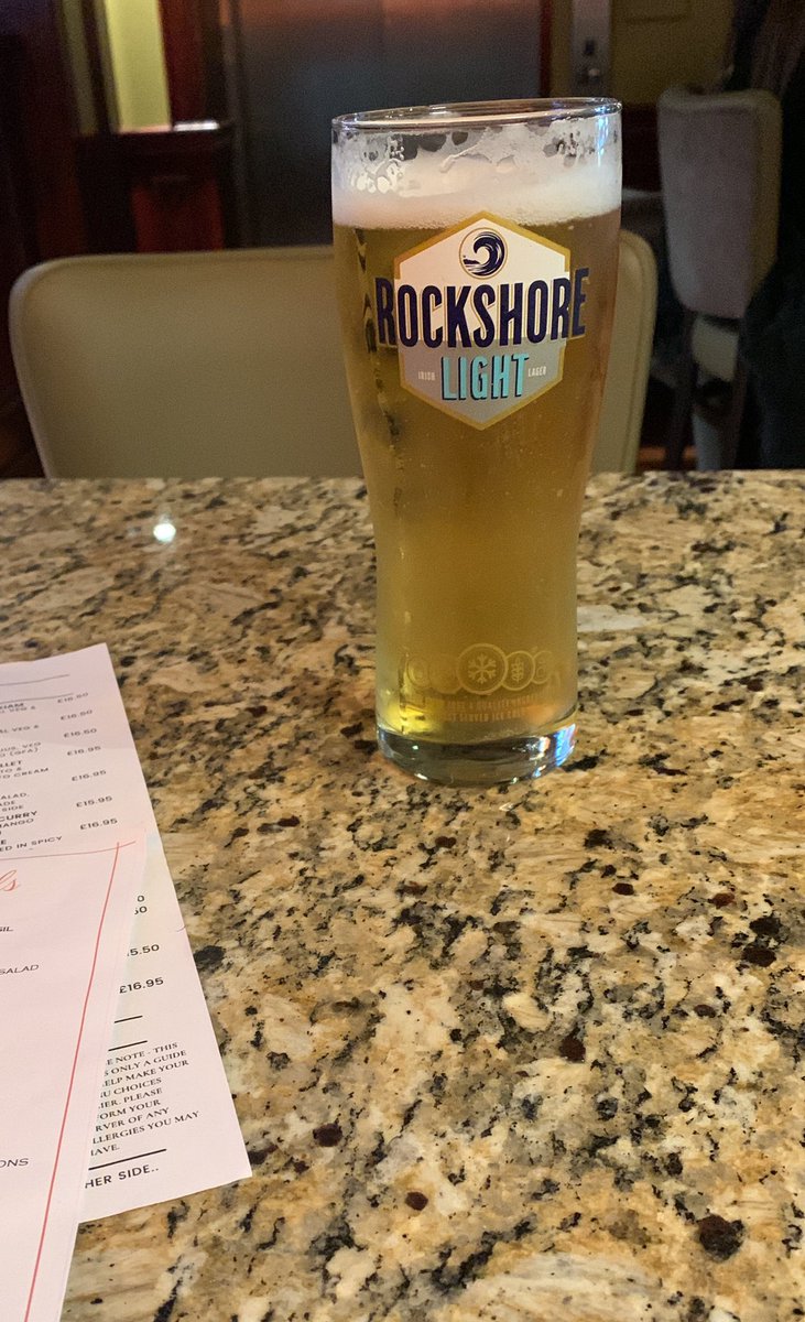 hellcee1's tweet image. Well needed pint and bit of food. Few days away 🙌🏼