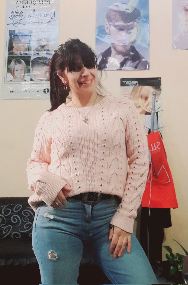 Cuando el corazón está triste 💔
El alma llora en ela oscuridad 😔!!!