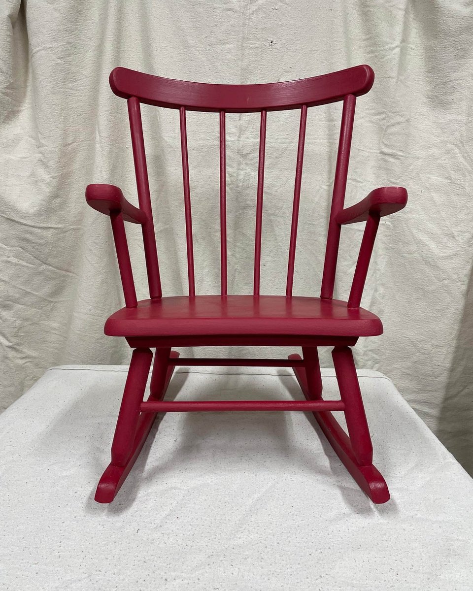 DesignsMerry's tweet photo. At Refurbished Designs by Merry, we are always doing everything we can to ensure we are providing only the best Custom Refurbishing services for Derry and the surrounding area. #CustomRefurbishingServices https://t.co/pkOPGTXgwB https://t.co/FHBb1Q3wz1