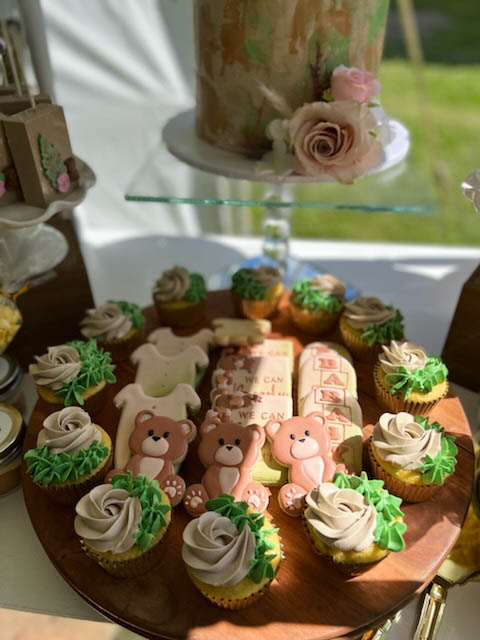 create_party's tweet image. Our party planners are in demand because we go above and beyond to capture every client's unique vision. Book an appointment with Create That Party today!

#PartyPlanner bit.ly/3lW2Lq8