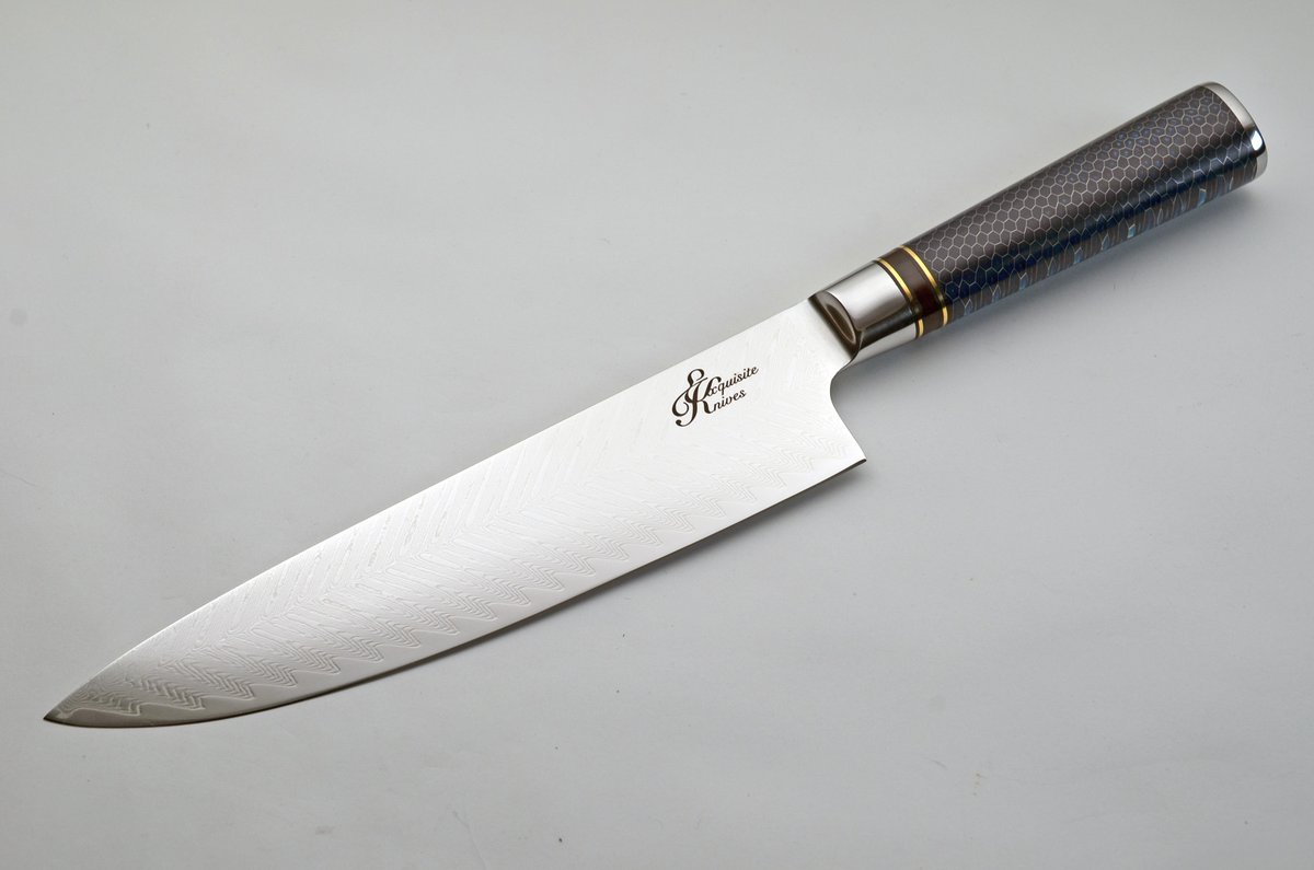ExquisiteKnives's tweet photo. Start your collection with the basics including this  8″ Chefs Blue Handle knife. Made with a beautiful impregnated geometric handle and a razor sharp san-mai blade. Become a master in the kitchen with this collectors knife. https://t.co/ohXAtx2Z8x #chefsknife #sanmai #blade https://t.co/tXW4DLB0oB