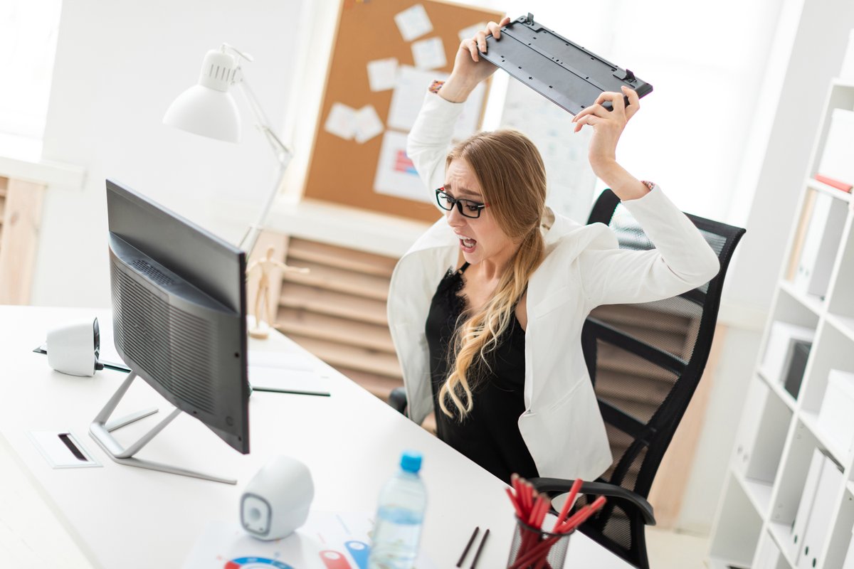 EstradaWebGroup's tweet image. ¿Cansado de buscar información en tu base de datos sin éxito? 😩 Prueba la cláusula #CONTAINS de #SQLServer y encuentra lo que necesitas en un abrir y cerrar de ojos. 🔍🚀👨‍💻 bit.ly/3MupKTV