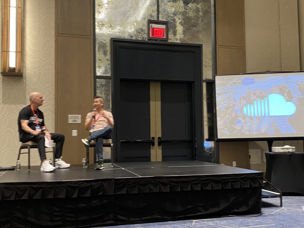 “On <a href="/SoundCloud/">SoundCloud</a> under the fan powered royalty model all streams aren’t equal. We believe fans belong to the artist. They don’t belong to the service.” <a href="/tracypchan/">Tracy Patrick Chan</a> discussing how Soundcloud is changing the fan/artist relationship. This is HUGE! Hope other DSPs follow #musicbiz