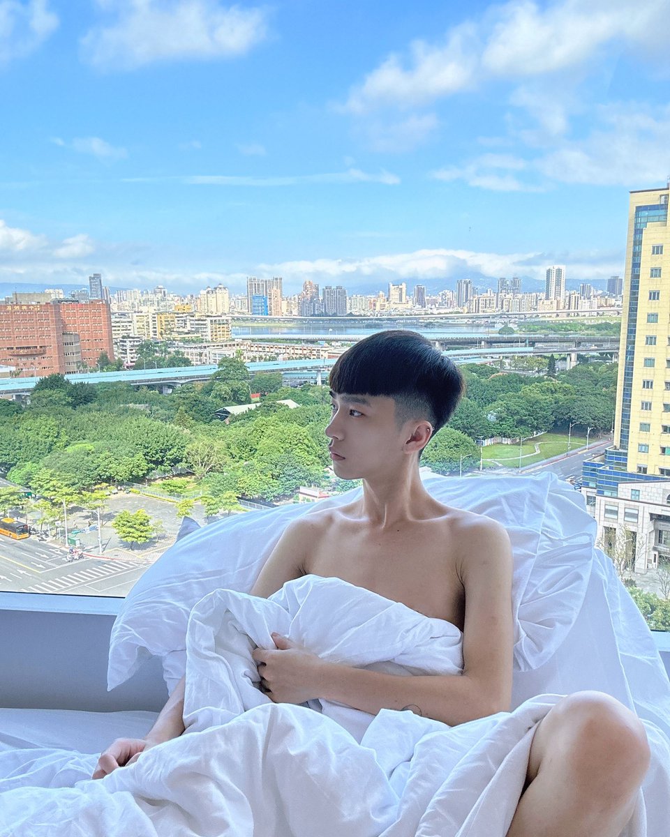 已經很久沒在這裡發文了
最近開始有人問我還有沒有在賣東西

還是有的喲！
尤其潤滑液的部分
可以直接在主頁連結下單❤️