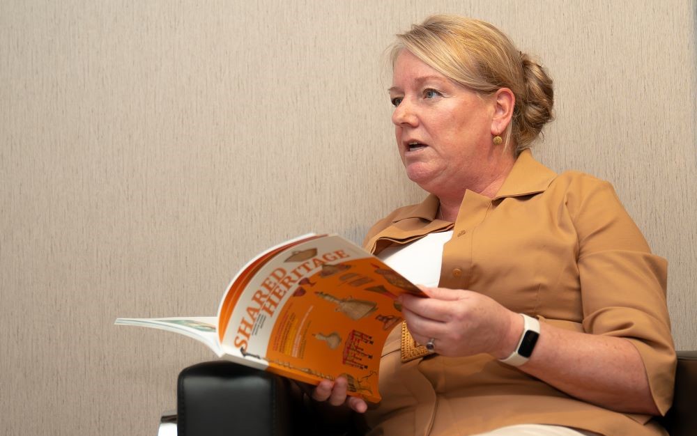 -<a href="/NLinKSA/">The Kingdom of the Netherlands in 🇸🇦 هولندا في</a> (Embassy of the Netherlands in Riyadh) hosted a reception — including a performance by Dutch-Moroccan singer Hind Laroussi — to mark King’s Day arab.news/cq3c6