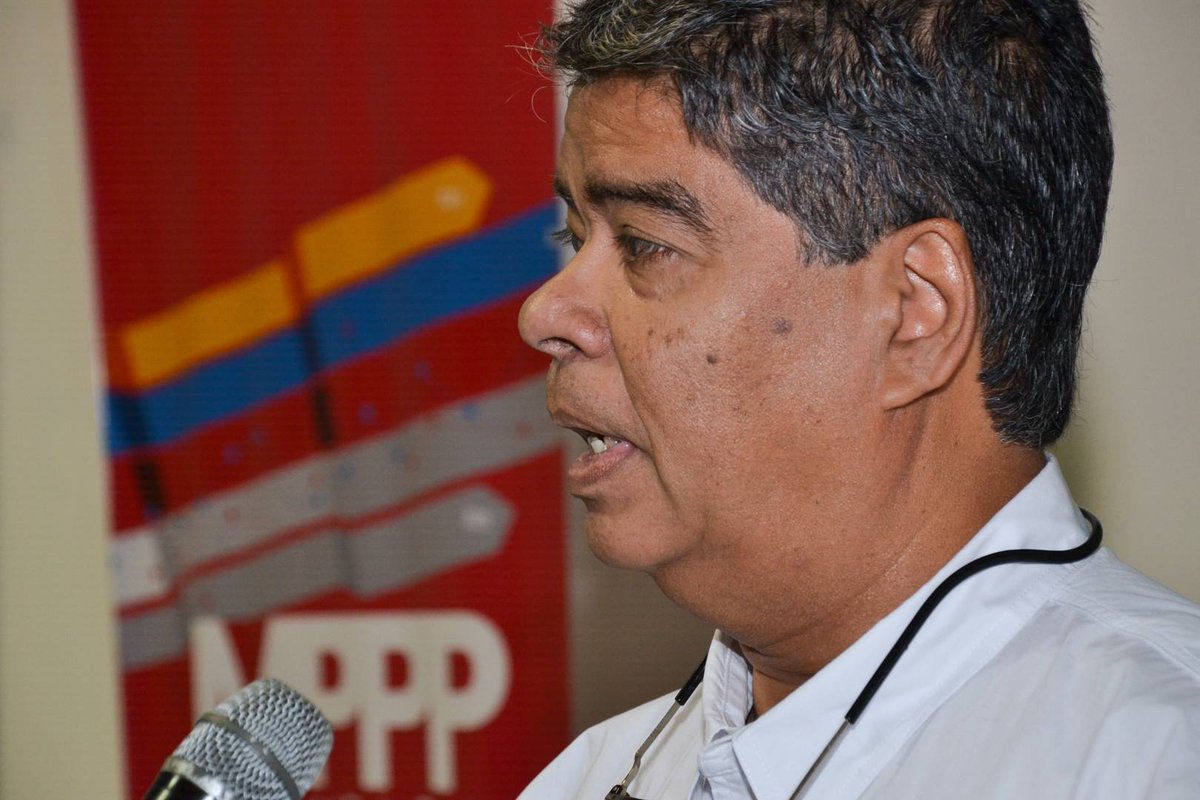 FarmapatriaV's tweet photo. Durante la celebración de nuestro #11Aniversario el Director Comercial de Droguen Plus, el Dr. wolfgang Marquez, explicó la importancia del mercado mundial de la India, como el mayor proveedor de fármacos.

#JuntosPorCadaLatido
 @MinSaludVE @NicolasMaduro @GobDeVenezuela https://t.co/unSfAEzRPG