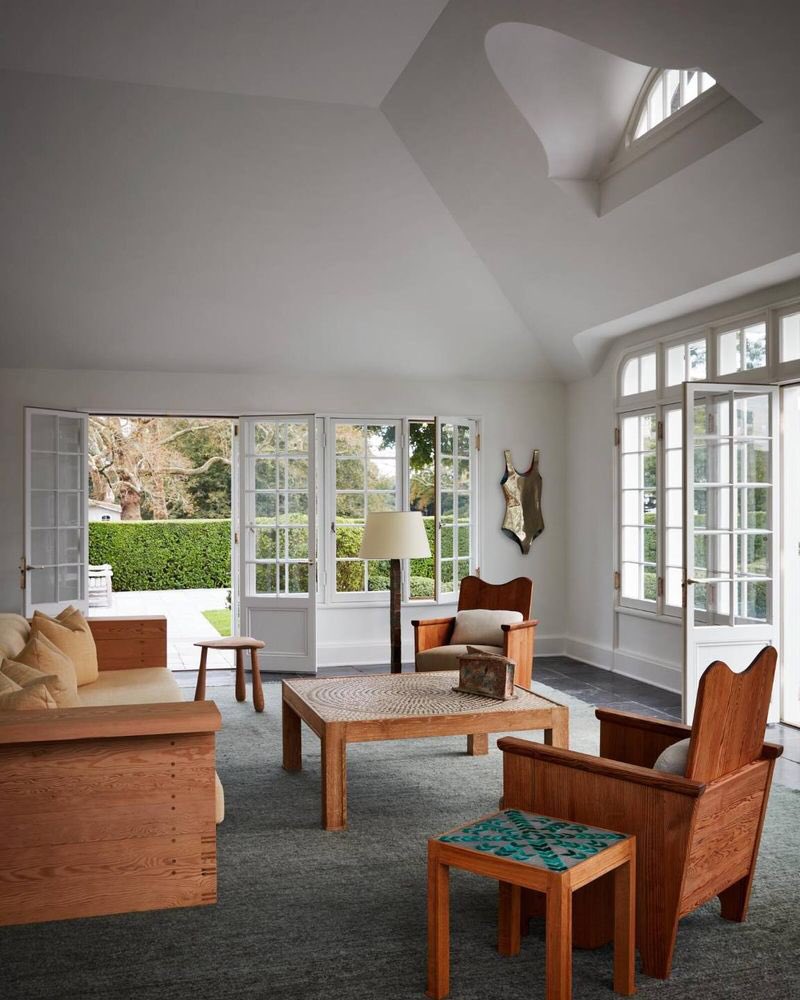 Real Estate Showcase tweet media