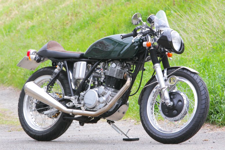 nok_sr400's tweet photo. オレンジブルーバードのアップマフラー欲しくなってきた！ https://t.co/jNxJADF8o3