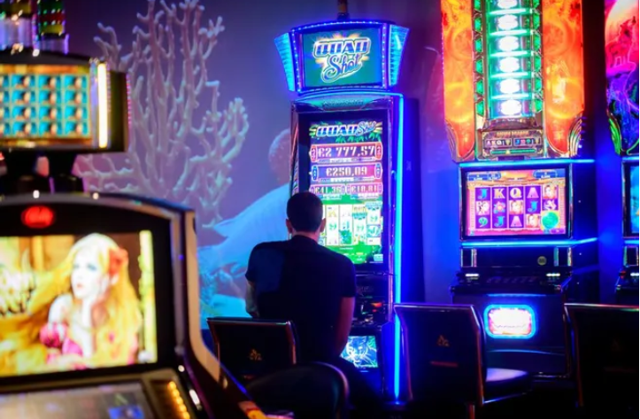 En première lecture, le sénat ouvre la voie à l'implantation d'un casino à Pompadour.
lamontagne.fr/arnac-pompadou…