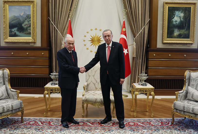 MHP_Bilgi's tweet photo. Genel Başkanımız Sayın Devlet BAHÇELİ, Cumhurbaşkanımız Sayın Recep Tayyip ERDOĞAN ile Cumhurbaşkanlığı Külliyesinde bir araya geldi. https://t.co/HbNFM0UGIP