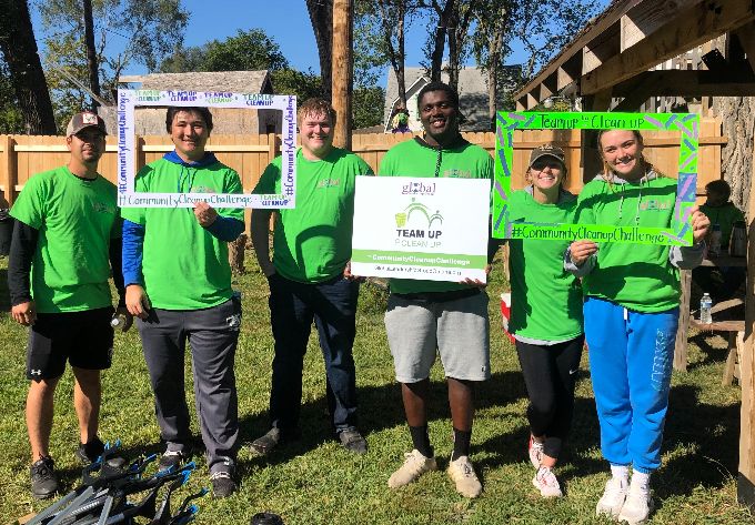GloLeadersGroup's tweet photo. See Why Lily Took The #CommunityCleanupChallenge - https://t.co/6x0J6R2vkN https://t.co/HTNiVxbjcG