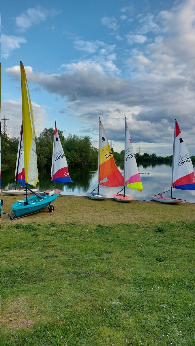 Scouts and Explorers out on the water last night
