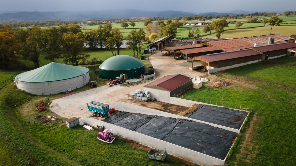 [𝐀𝐫𝐭𝐢𝐜𝐥𝐞]En <a href="/auvergnerhalpes/">Auvergne-Rhône-Alpes</a>, les gaz renouvelables ont le vent en poupe. Portée par une dynamique locale d’agriculteurs, d’industriels, de collectivités et de transporteurs, la filière se structure, créé des emplois et innove. 
#biogaz #transition #innovation