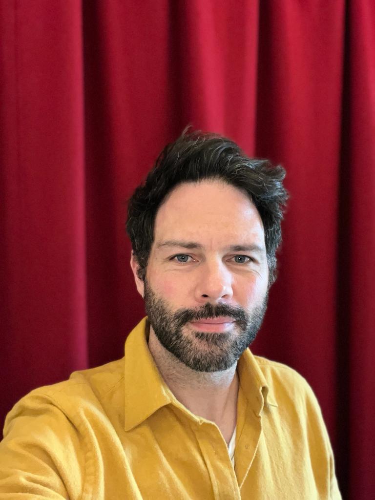 keaneofficial's tweet image. Thank you for taking this song into your hearts.

See you soon 
Tim, Tom, Richard &amp;amp; Jesse x

Listen here: keane.lnk.to/SOWK1BNEM