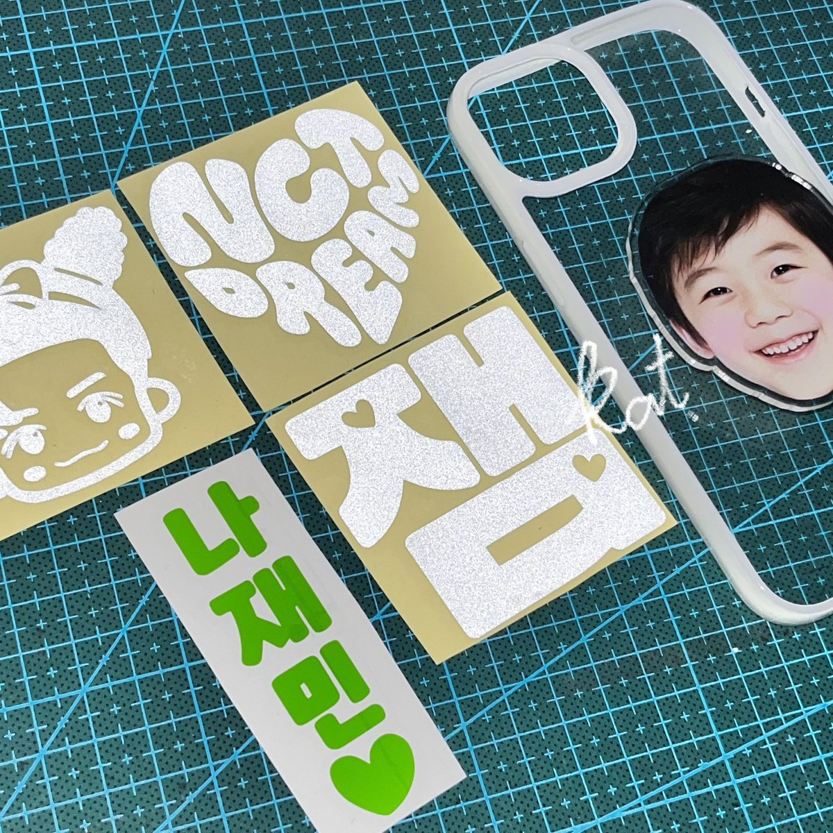 y4ngkrts's tweet photo. π κ° #y4ngkrmail κ±
a happy mail from @dorencart_ ! thank you so much for hosting a giveaway! π₯Ή that was my first (& last as of now π) to win a giveaway! π«Άπ» babyjaem and dream decal are pretty as well! super love it!!! βtil next time!! ππ§Έ
#dorenproofs https://t.co/hke6YUf5dB