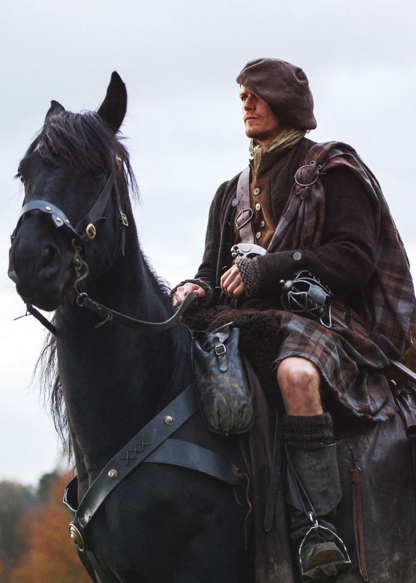 peekaboo_jen's tweet photo. “You do have to learn how to wear a kilt, and it's certainly very liberating and very freeing, but surprisingly very comfortable to wear, to ride a horse in a kilt. I was surprised by that.”
Sam Heughan.

Happy #TartanTuesday folks!

#Outlander 
#samheughan
#jamiefraser https://t.co/eTChZPulyE