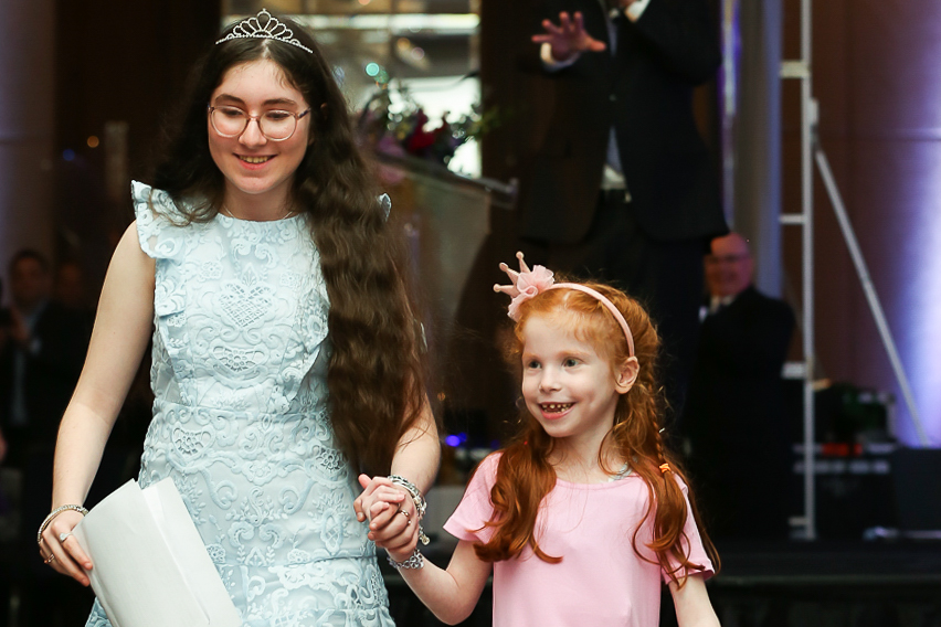 Here ye, here ye! 👑 On Saturday, May 6, 2023, the 29th Annual Starlight Insurance Gala held an evening fit for royalty at The Ritz-Carlton, Toronto! Through the insurance community’s combined efforts, an astonishing $361,550 was raised for Starlight Canada!