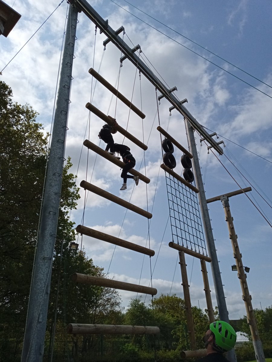 miner2major's tweet image. #ImaCeleb may have finished but #GetMeInThere #sherwoodforest is going really well!  Our super stars have been on the High Ropes course today @NottsOutdoors  tackling the challenges head on; helping each other out, real #teamwork @HeritageFundUK  @JamesReaderFRF @hvmitch76