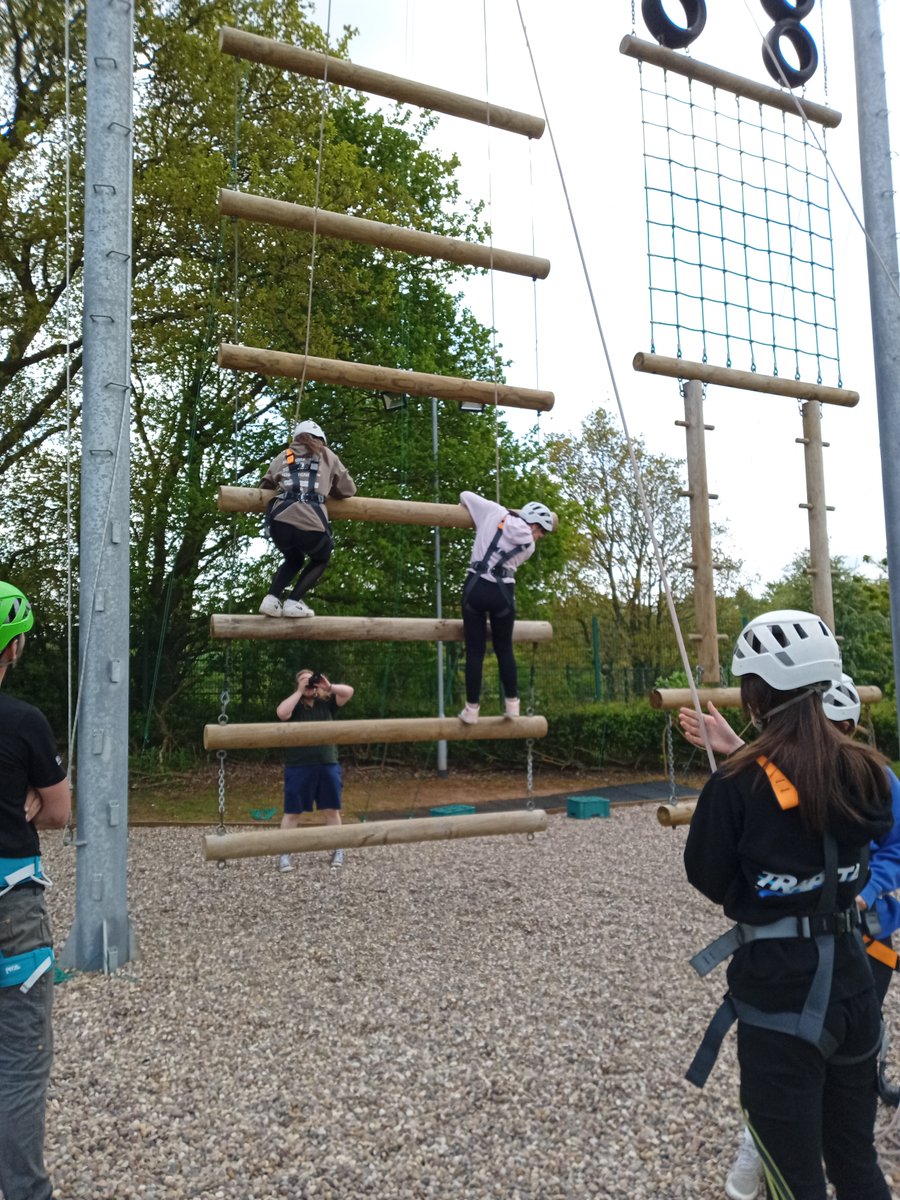 miner2major's tweet image. #ImaCeleb may have finished but #GetMeInThere #sherwoodforest is going really well!  Our super stars have been on the High Ropes course today @NottsOutdoors  tackling the challenges head on; helping each other out, real #teamwork @HeritageFundUK  @JamesReaderFRF @hvmitch76