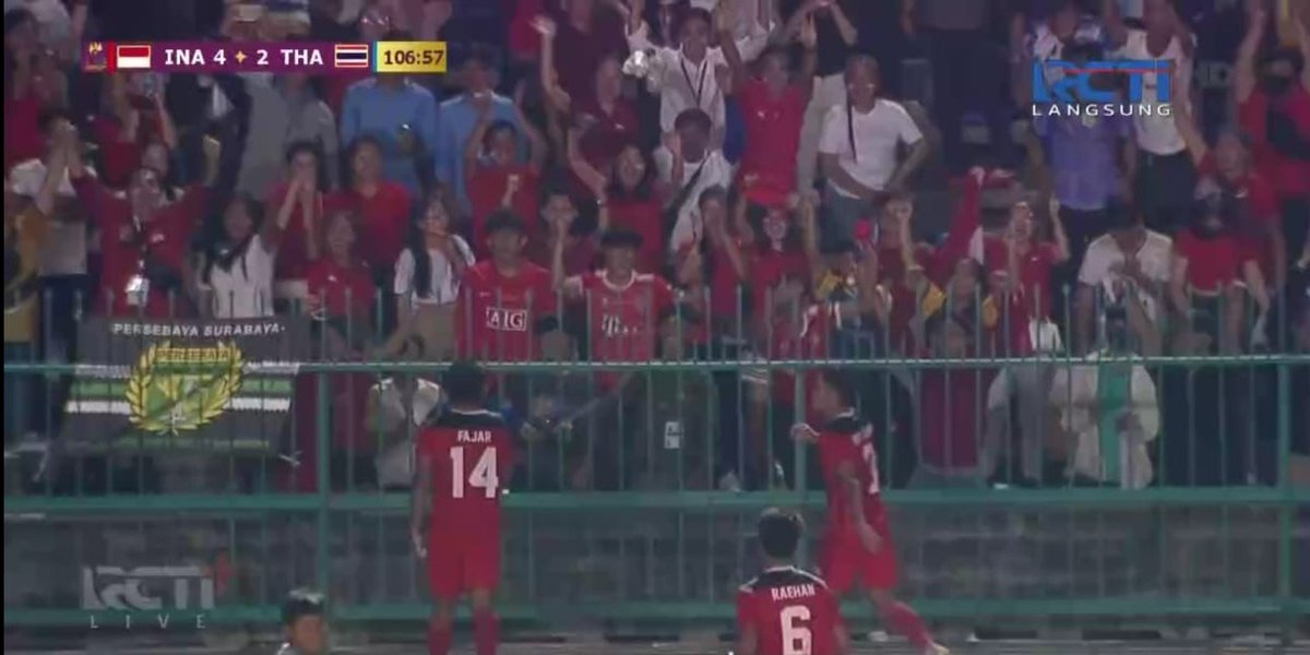 JhonSitorus_18's tweet photo. Negara ini JUARA...Kita Medali EMASSSSS 😭😭

Terimakasih SANANTA, JAUHARI, FAJAR, BECKHAM dan kawan2, terimakasih Coach INDRA SJAFRI dkk

Indonesia mungkin bkn JUARA UMUM Sea Games 2023, tapi medali emas sepakbola LEBIH dr SEGALANYA

Terbanglah tinggi GARUDA MUDAKU

#TimnasDay https://t.co/LLFPffqpG0