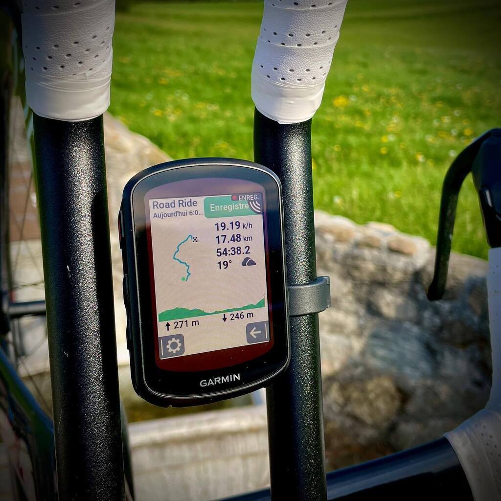 TriNakan's tweet photo. Le prochain test en ligne: celui des Edge 840/540 de Garmin!
.
.
.
#garmin #garminfrance #edge840 #edge840solar #edge540 #edge540solar #bikecomputer #cycling #nakanch https://t.co/CKDg3qfZR5 https://t.co/oU6vwqOx5N