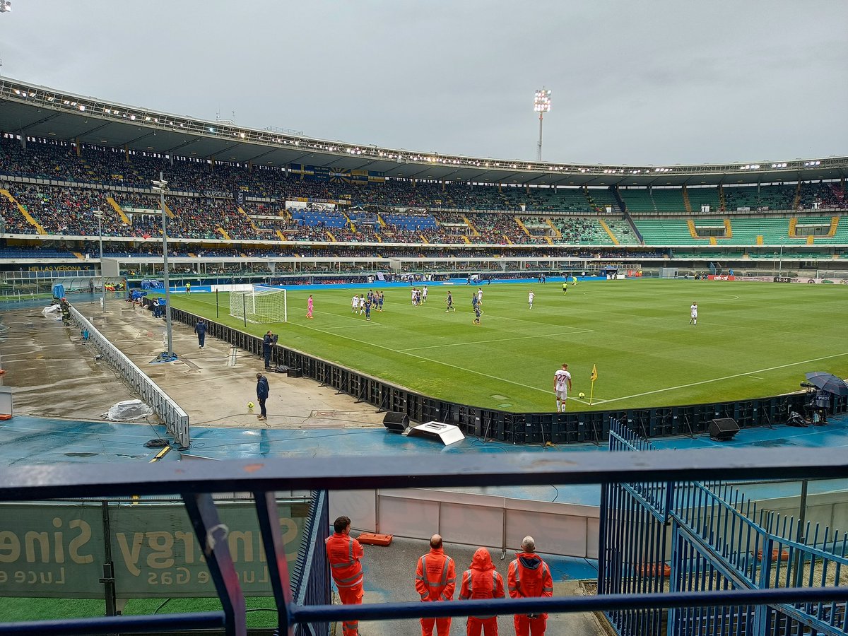 SamTegeltija's tweet photo. It was great to go to three Italian football matches over the weekend - Inter-Sassuolo (4-2), Verona-Bologna (0-1) and Como-Ternana (3-1). So many teams are based within a commutable distance - would definitely recommend! https://t.co/DNuEjhikZb