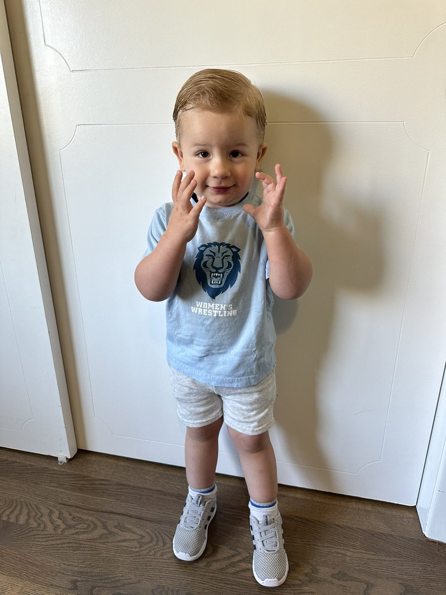 the_rogue_wolfe's tweet photo. Today I’m supporting the ladies of  @CULionsWR especially Alina Antillon! 

Thank you @GoColumbiaLions @ZachTanelli @emmarandallbts and @Columbia for supporting wrestling! 
#WrestlingShirtADayinMay https://t.co/PGu2Wkhy6k