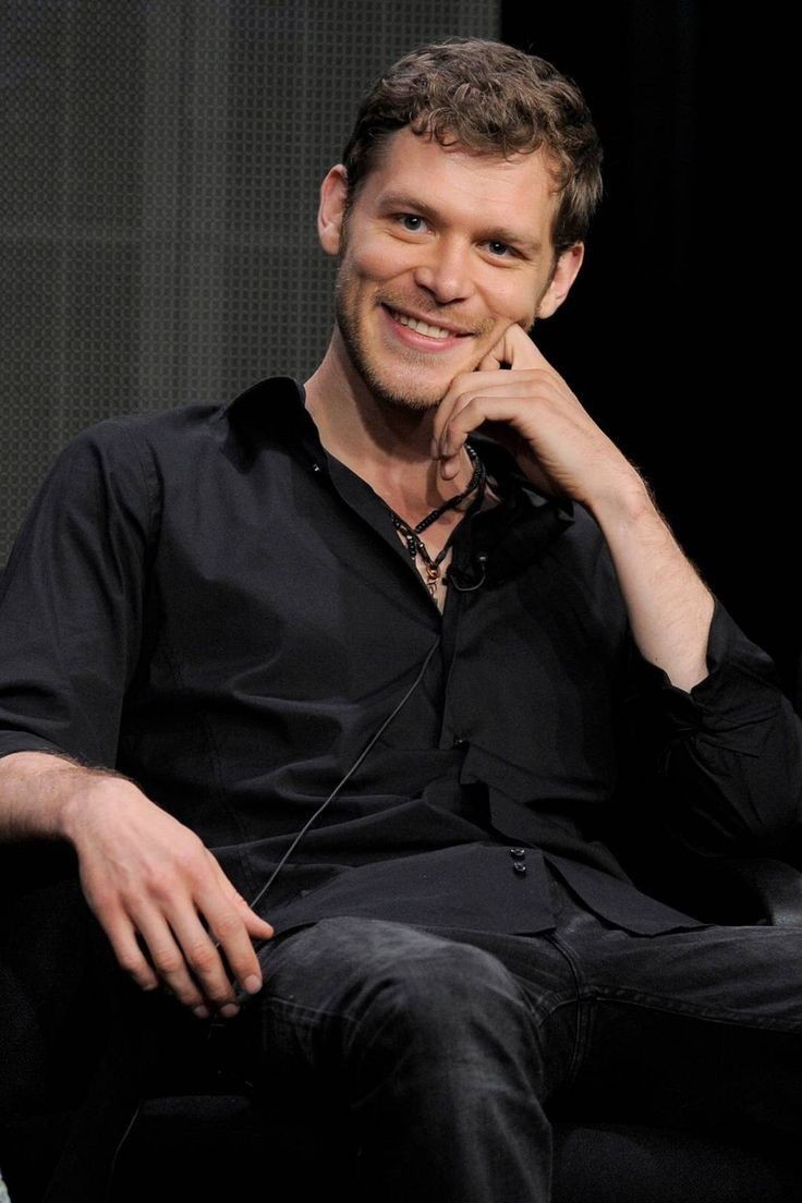 Hoje o Joseph Morgan está completando 42 anos. Envelhecendo que nem vinho. Happy Birthday 