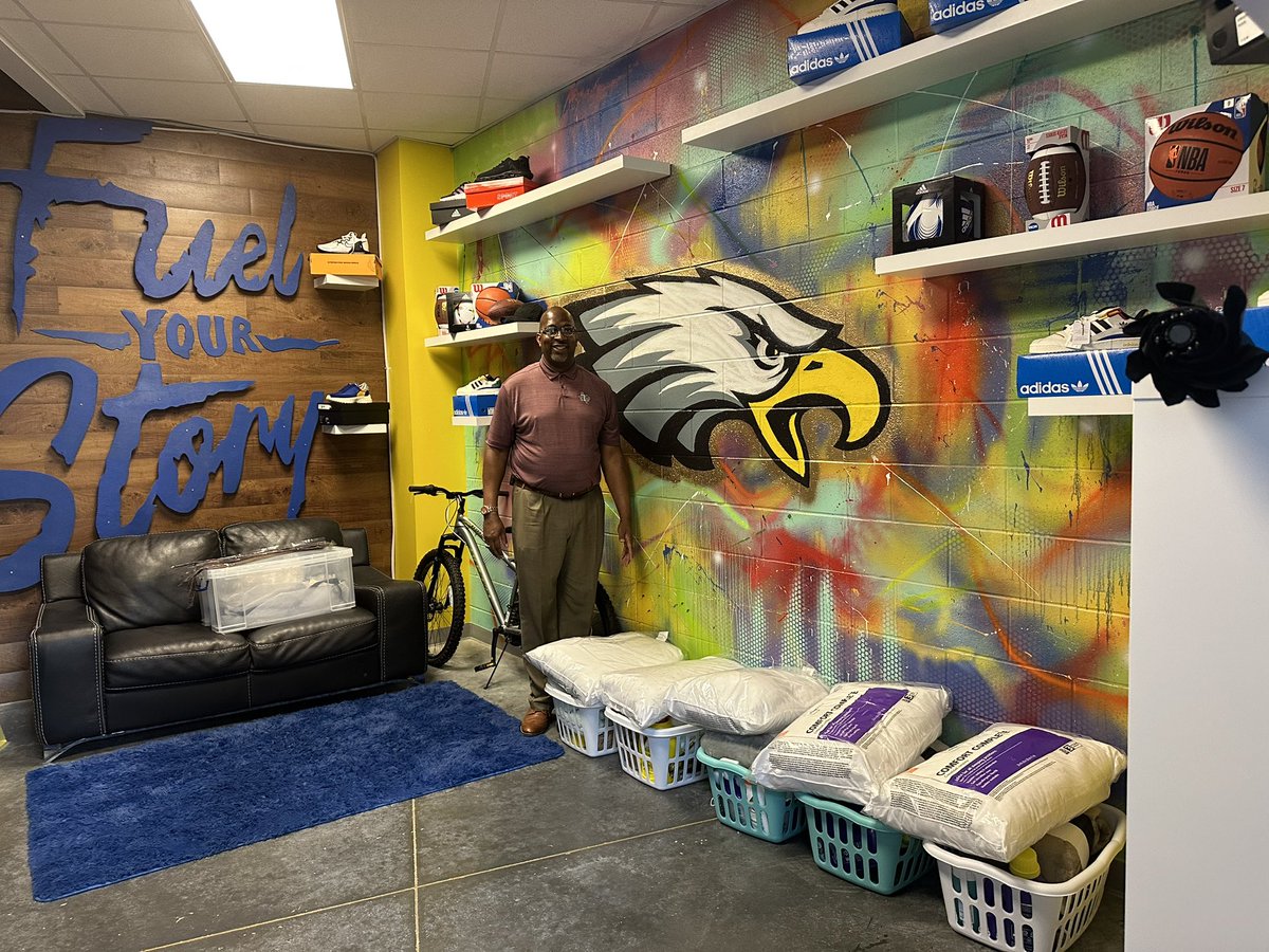Lance Guess (@gjhgforlife) on Twitter photo Today started with @WrapServices providing College Basket sand a refrigerator for our scholars headed to college. Thanks for your support ofBTW. <a href="/_cphilli2/">Dr. Carlos Phillips</a> <a href="/DrUyenTieu/">Uyen Tieu</a> <a href="/BTW_WRS/">BTW_WRS MANAGER</a> <a href="/BookerWrs/">Booker T Washington/WRS</a> <a href="/RaulCollins16/">Raul Collins</a> @HISDFACE <a href="/CodwellWRS/">MsAuthorlee</a> @TeamHISD Today started with @WrapServices providing College Basket sand a refrigerator for our scholars headed to college. Thanks for your support ofBTW. <a href="/_cphilli2/">Dr. Carlos Phillips</a> <a href="/DrUyenTieu/">Uyen Tieu</a> <a href="/BTW_WRS/">BTW_WRS MANAGER</a> <a href="/BookerWrs/">Booker T Washington/WRS</a> <a href="/RaulCollins16/">Raul Collins</a> @HISDFACE <a href="/CodwellWRS/">MsAuthorlee</a> @TeamHISD