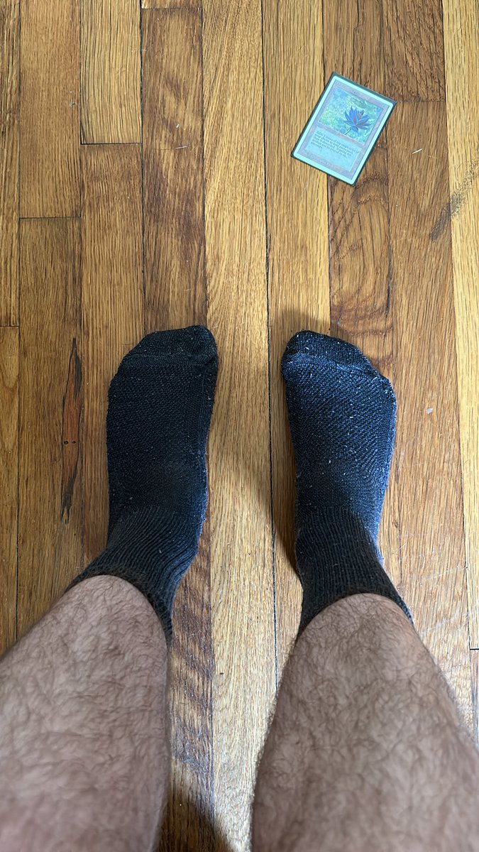 Amazing how life can come at you so fast. One day you’re a brazen, barefoot little boy and one day you wake up and can’t possibly do any work without socks on your feet. 🥶🥸👴