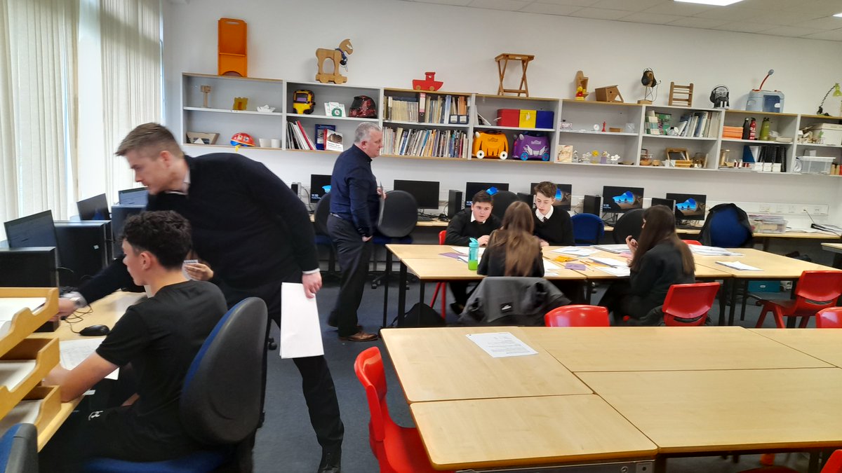 ashleighscot's tweet image. #CPP2023 students at @Belmont_DT today #costing and #programming for their proposed #developments 🏡 with a little help from our #QuantitySurveyor Craig Patterson &amp;amp; #PlanningManager Les Cottle 🧮⌛️💰

@AyrshireColl | @DYWAyrshire 

#teamwork #profits #construction #STEMeducation