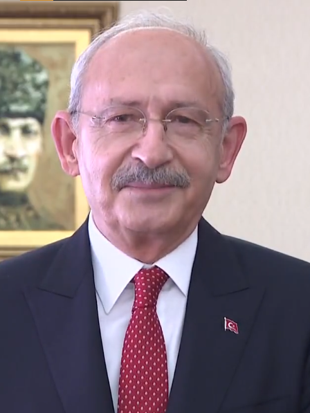 beyazkurtreal's tweet photo. USTA BİZ ELİMİZDEN GELENİ YAPIYORUZDA SEN DE ARTIK ÇIKIP KONUŞSAN HADİ ARTIK YA https://t.co/f0H54XMJ4F