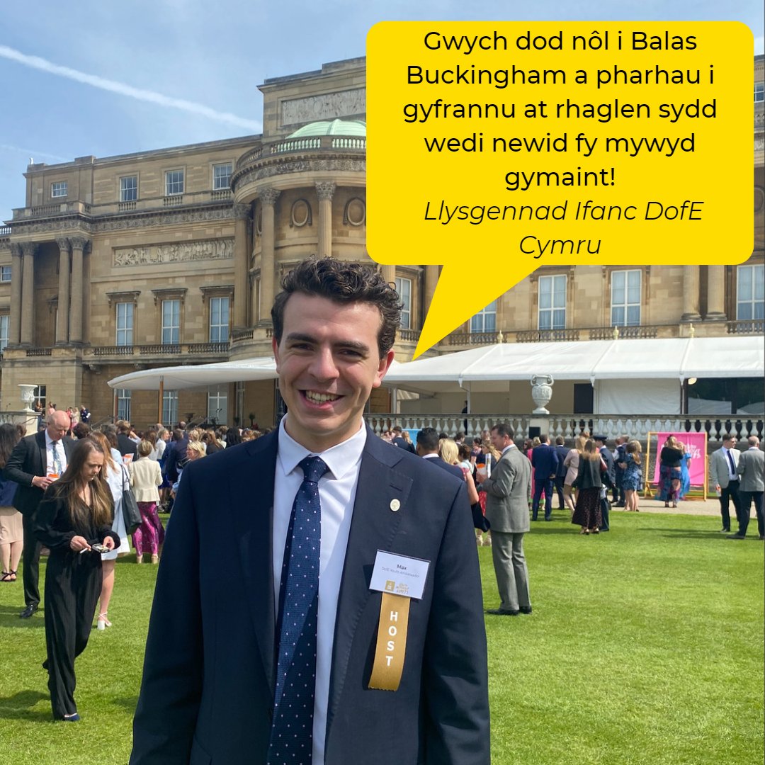 DofEWales's tweet photo. Llongyfarchiadau i’r holl bobl ifanc gwych fu’n dathlu cyflawni eu Gwobr Aur ym Mhalas Buckingham ddoe!  Rydym yn hynod falch ohonoch, rhannwch eich hoff eiliadau gyda ni! ⭐ https://t.co/SfpEwfDORC