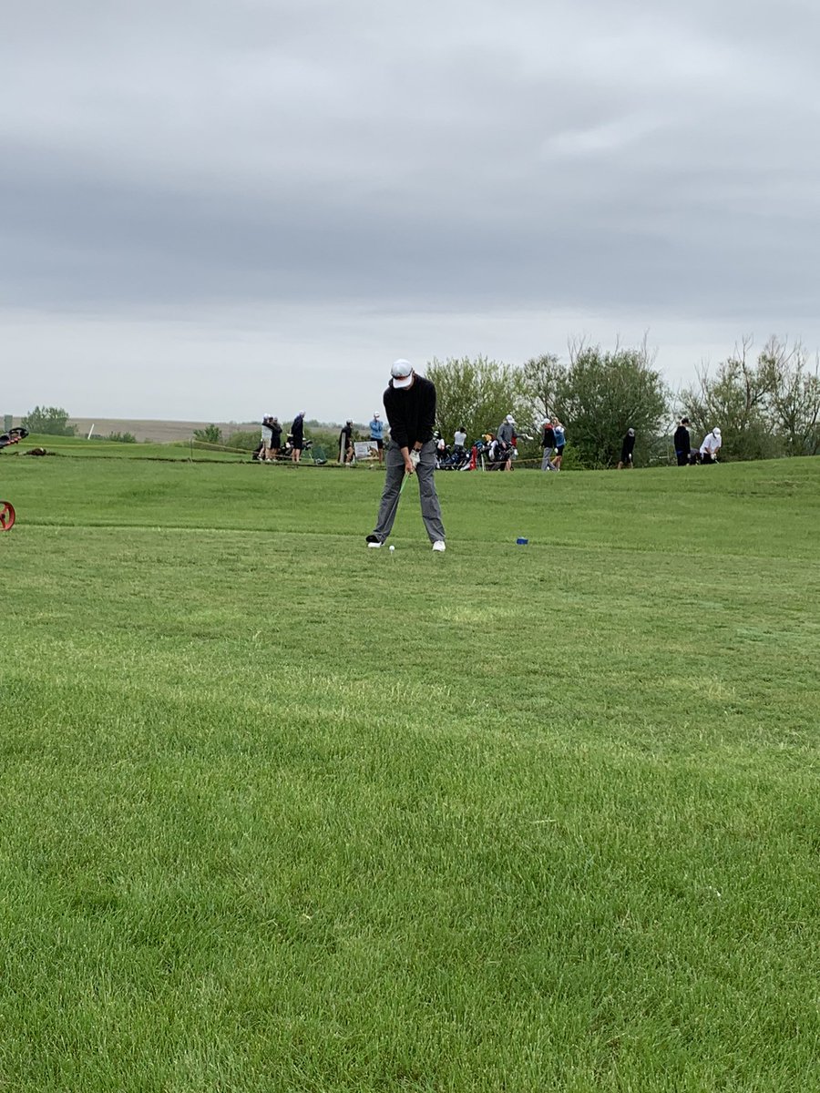 spcsgolf's tweet photo. Carter Krajicek pipes one down the middle to open his District round. https://t.co/urkpBbgk1D