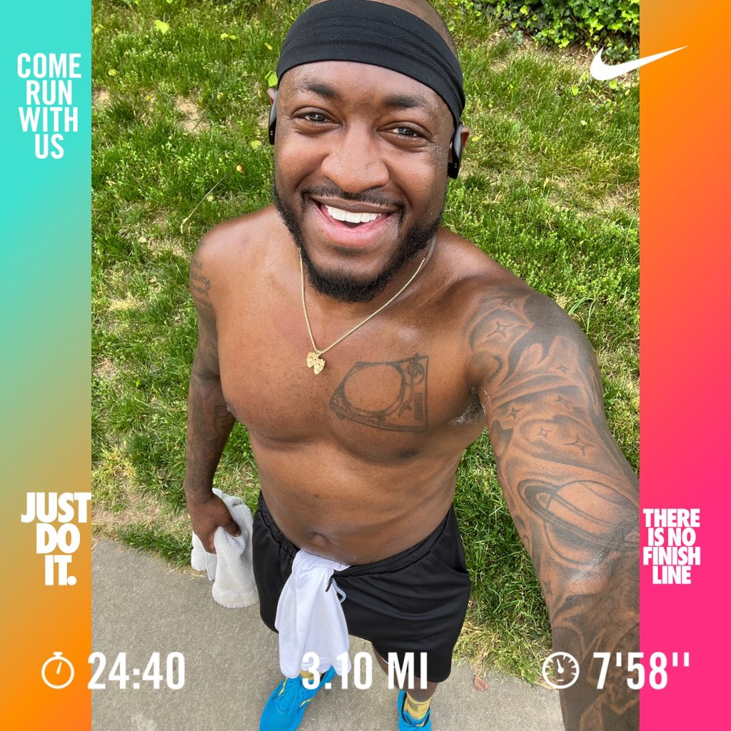 3.10 miles in 24.40 Mins 7.58 Pace #fitness #finishstrong #cardio #cardioday #nike #nikerunning #nikerunningclub #justdoit #gettingbettereveryday #nikerunning #FitDjs #5k #MambaMentality #ImBack #Saucony #SauconyEndorphinSpeed3