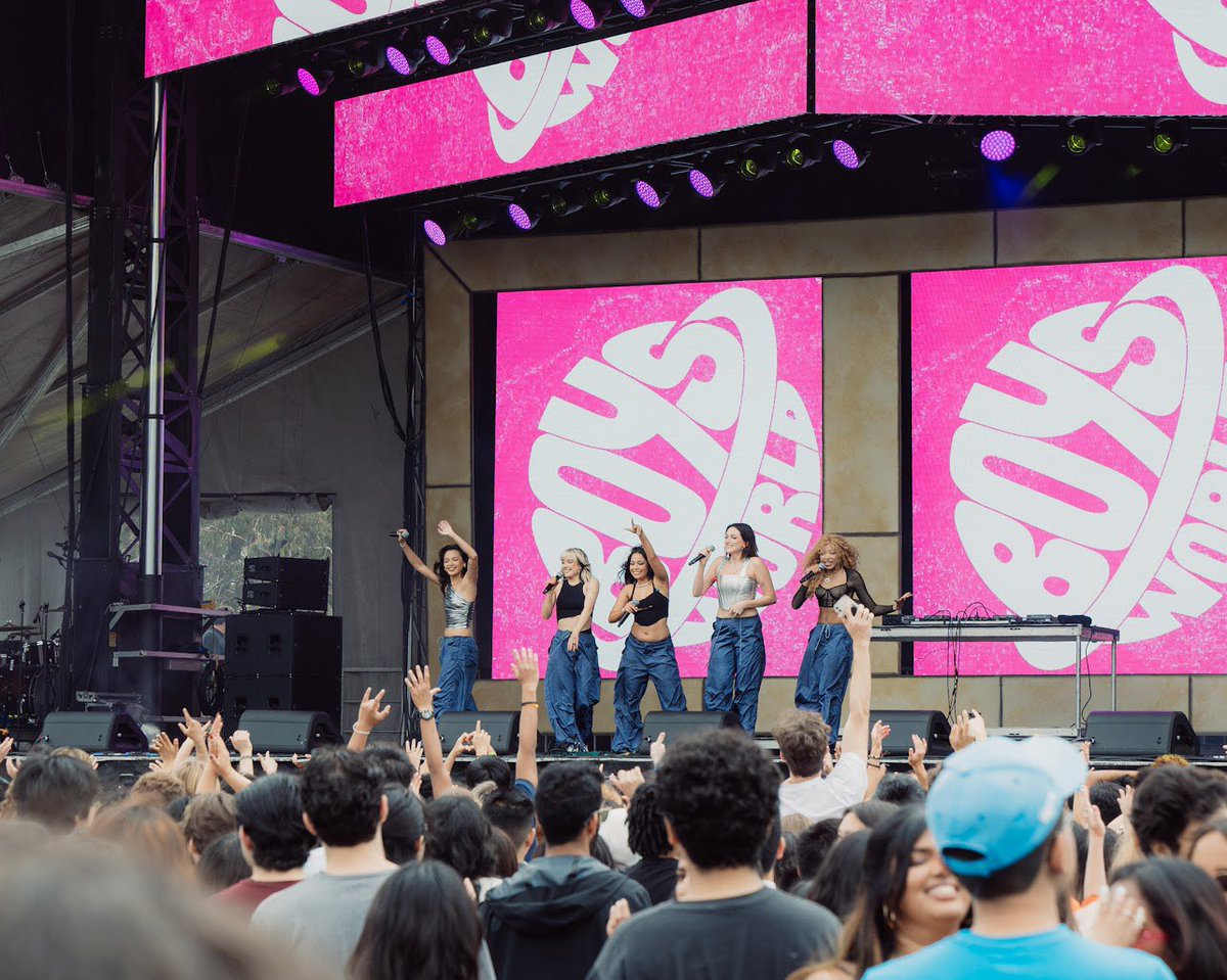 BoysWorldNews's tweet photo. . @boysworld has arrived at #stepfest!! They will preform later today, most likely around 12-3 pm PST. https://t.co/R2uR9PYgBv