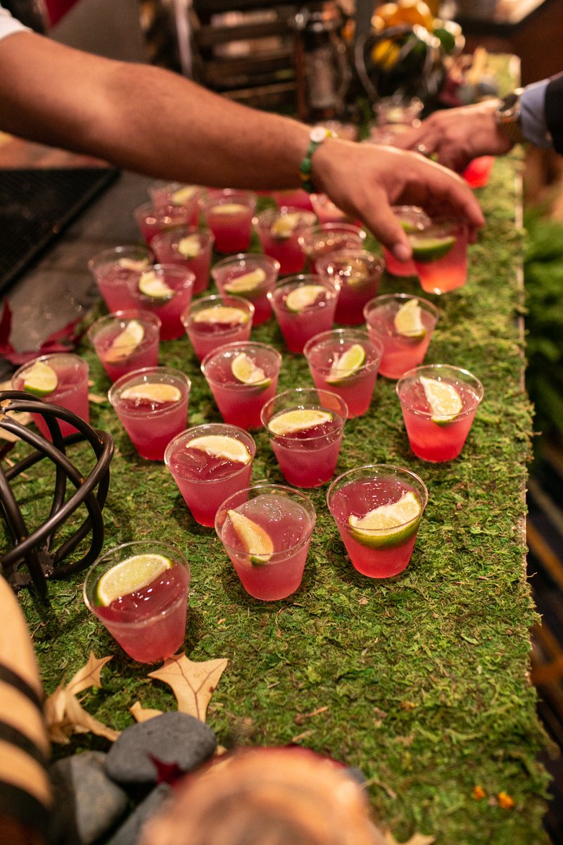 Come for the food, stay for the drinks 🥂