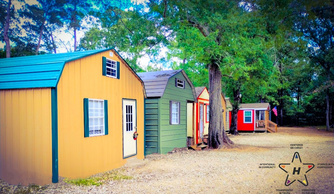 1JoshuaMason's tweet photo. 🙌🏠 This picture represents so much more than just houses. Each tiny home is a sanctuary, a beacon of hope, and a new beginning for many brave women and children. Let's continue to #CreateChange, #BeTheDifference and #RebuildLives together. Learn More: https://t.co/lh4OEIXyaX https://t.co/udd6Y6y7Q9