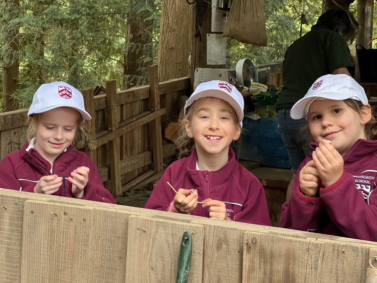 BromsPrep's tweet photo. Today, Year 3 have enjoyed an amazing and action-packed Native American-themed Forest School day at Bodenham Arboretum as part of their ‘YEE-HA!’ topic. #BromsYr3 #SchoolTopic #BromsTrips #SchoolTrip https://t.co/dfL6NOB1aO