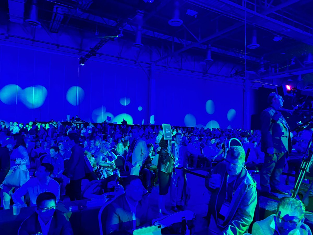 Tony Uphoff (@tonyuphoff) on Twitter photo Just hanging out with 15,000 fellow tech geeks at <a href="/ServiceNow/">ServiceNow</a> #knowledge23!
<a href="/AccelerationEc1/">Acceleration Economy</a> Just hanging out with 15,000 fellow tech geeks at <a href="/ServiceNow/">ServiceNow</a> #knowledge23!
<a href="/AccelerationEc1/">Acceleration Economy</a>