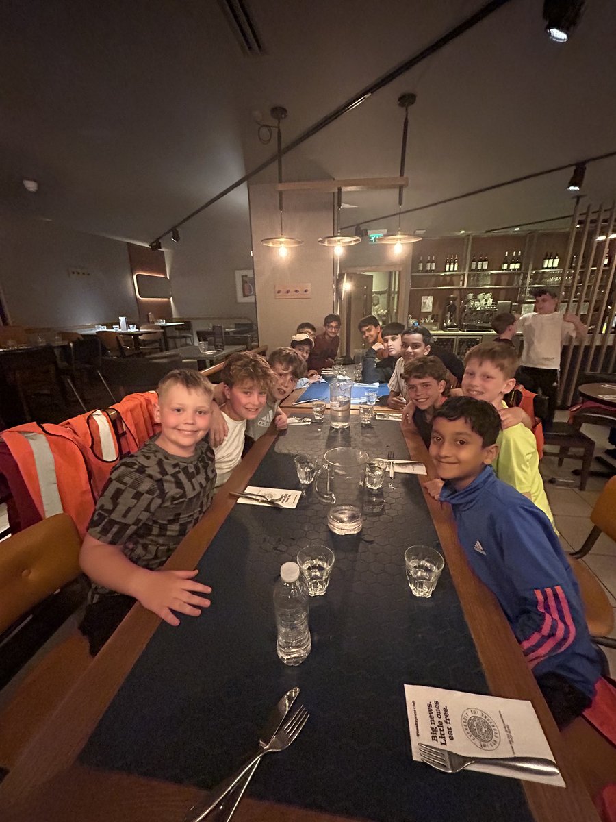 Roundhay Year 6 tweet media