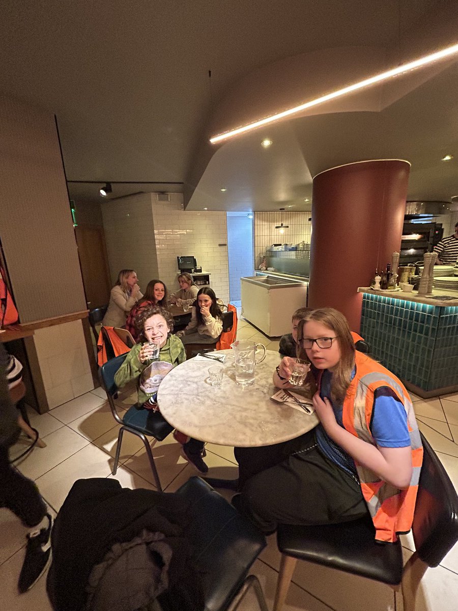 Roundhay Year 6 tweet media