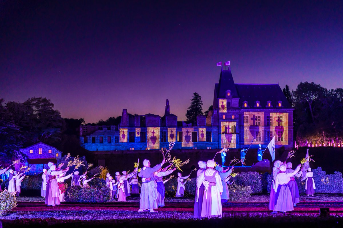 Puy du Fou tweet media