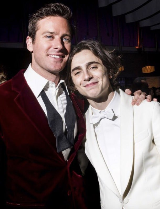 OohnjVIeOKOJAaU's tweet photo. We need both of you so much, sometimes it seems that there is no strength to wait... but we will wait!🔥💙💚 #CallMebyYourName #CMBN #ArmieHammer #TimothyChalamet #LucaGuadagnino #supportarmiehammer https://t.co/I8SYHfDjGS
