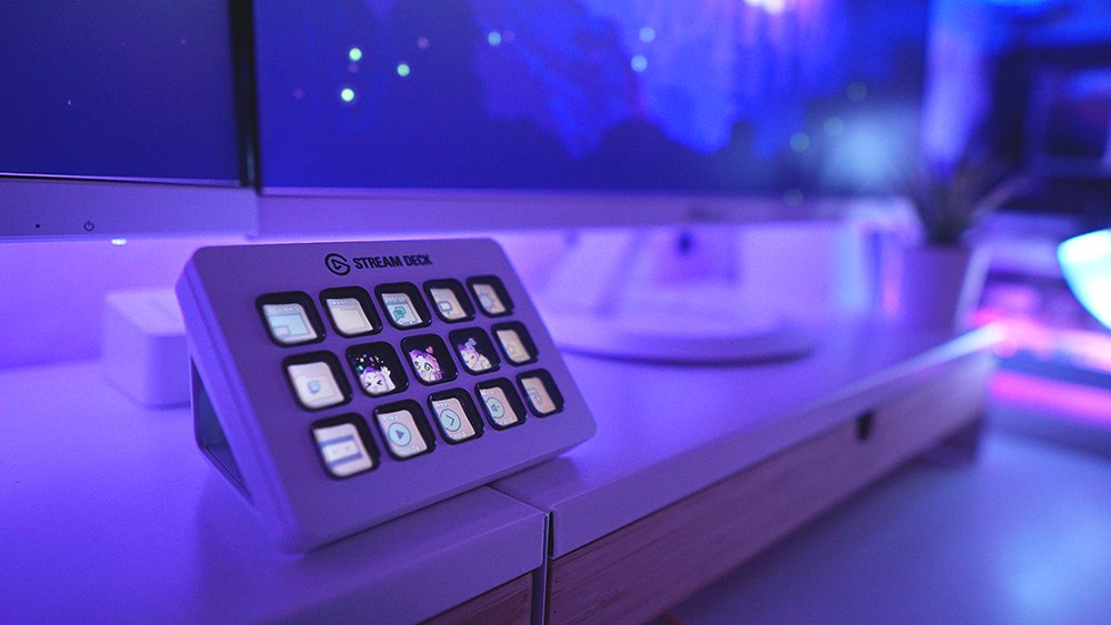 elgatoES's tweet photo. Hoy en #MarteSetup la maravillosa @NiaCosplay nos comparte su setup tan 💜 https://t.co/Q3fEtUbFlv