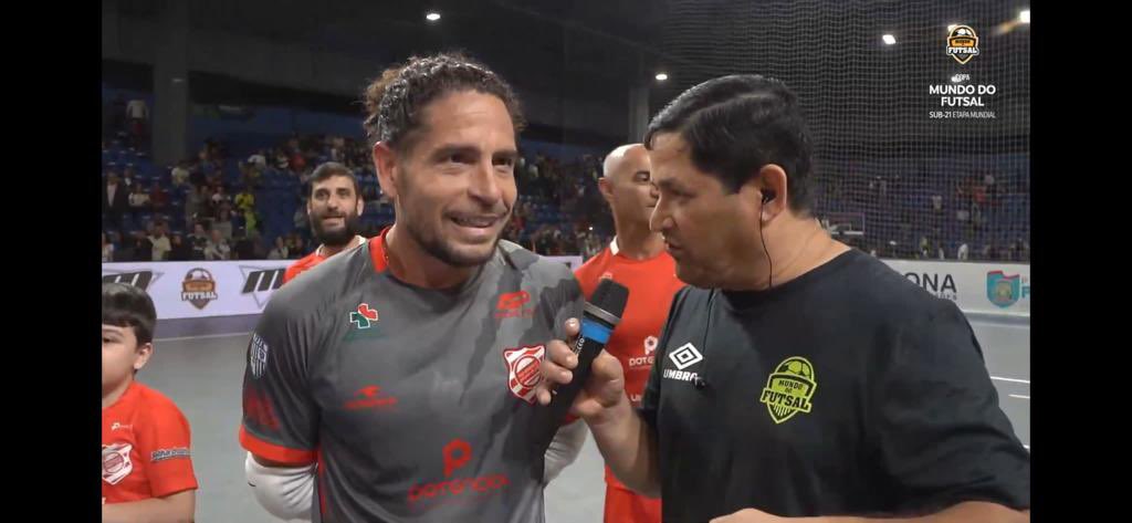 Grateful for all the beautiful moments that my career has given me over the years, but this one was truly a special one. To step back on the court after 11 years &amp; play in front of a packed house &amp; along side these legends is a memory that will last with me forever. 🇨🇦⚽️🇧🇷